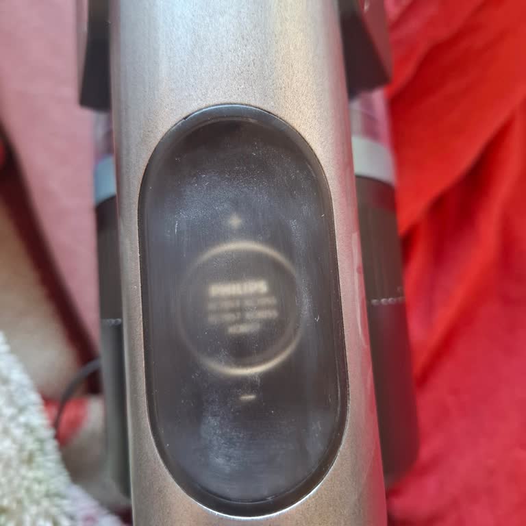 Philips Aqua 8000 Ekranındaki Kalıcı Matlaşma Garanti Kapsamında Değiştirilmek İstenen