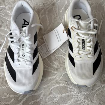 Adidas Mağazasında Satışa Sunulmayan Ve Defolu Ürün Nedeniyle 2 Bin Lira Fazla Ödeme