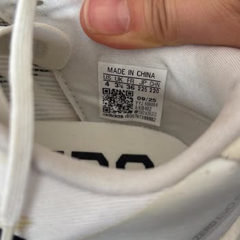 Adidas Mağazasında Satışa Sunulmayan Ve Defolu Ürün Nedeniyle 2 Bin Lira Fazla Ödeme