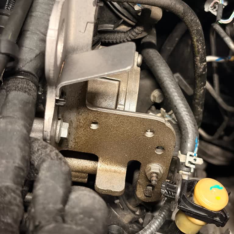 Garanti Kapsamında Yağ Kaçağı Çözülmedi Ve Motor Temizliği Yapılmadı