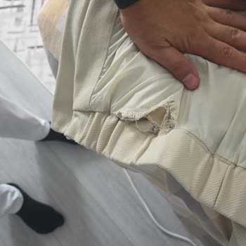 Mavi Ceket Dikiş Açılmaları Ve Güven Kaybı