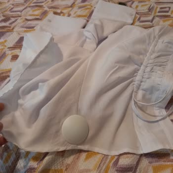 Fiyat Etiketi Olmadan Satılan Gömlek Ve Alarm Kontrolü Eksikliği