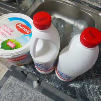BİM Şubesinde Bozuk Yoğurt Ve Ayran, Çalışanın Saygısız Tutumu Ve İade Talebi