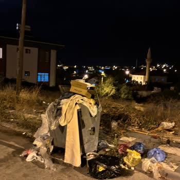Sorgun’da Çöp Toplanması Haftada Bir Kez, Koku Ve Sağlık Riski Oluşuyor