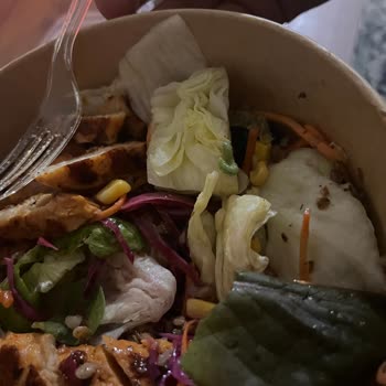 Canlı Tırtıllı Salata: Yemeksepeti'nde Hijyen İhlali Ve Yetersiz Telafi