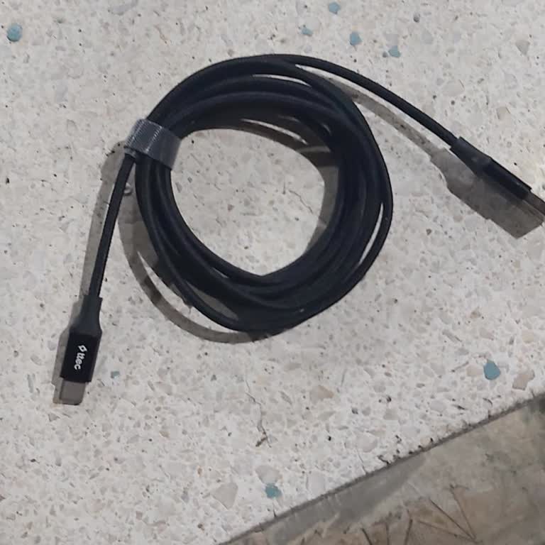 Kutu Olmadan Değişim Reddi Ve Kaba Personel Tutumu