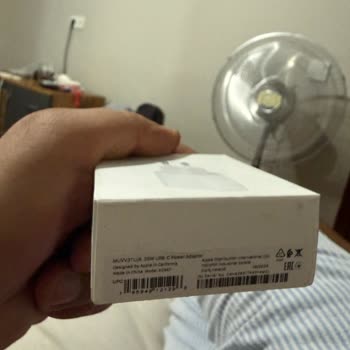 Hepsiburada’da Sahte Apple Şarj Adaptörü Ve Telefon Piline Verdiği Zarar