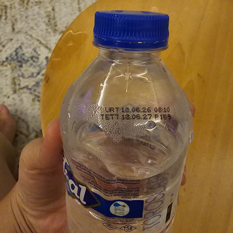 BİM Şubesinden Satın Alınan Suda Aşırı Koku Ve Sağlık Riski