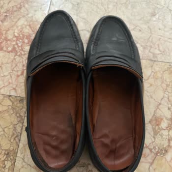 Derimod Loafer Ayakkabısı Çoraplarımı Siyah Yapıyor Ve Mağaza Çözüm Sunmadı