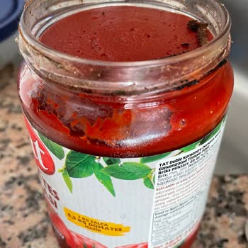 Kavanoz Domates Salçasında Yabancı Parçacık Ve Küflenme