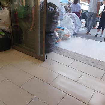 Beylikdüzü Adakent’te Geri Dönüşüm Makinelerinin Sürekli Arızası Ve Sınırsız Kullanım Sorunu