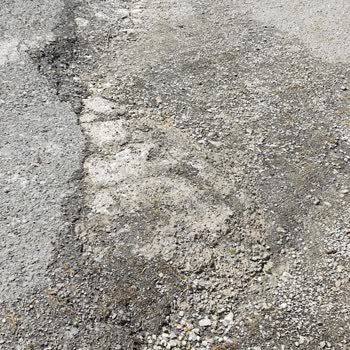 Malatya Belediyesi Tamamlanmamış Asfalt Çalışması Nedeniyle Yol İncelemesi Talep Ediliyor