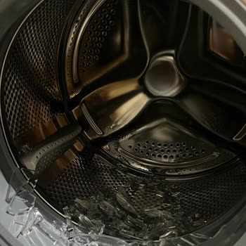 SEG Çamaşır Makinesinde Cam Patlaması, Garanti Kapsamında Hızlı Parça Değişimi İsteği