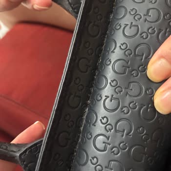 Guess Jasper Satchel Çantamda Erken Üretim Hatası Ve Haksız İnceleme Kararı