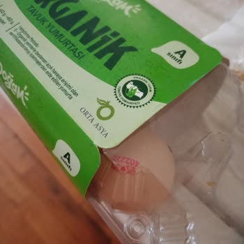 Taze Pazar Kartal Şubesinde Bozuk Organik Yumurtalar Sağlık Riski Oluşturdu