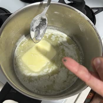 Küflü Tereyağı Ve Verilen Telafi Sözünün Tutulmaması