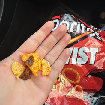 Doritos Paketi Yanık Cips İçeriyor, Güvenim Sarsıldı