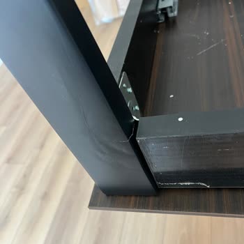 Aydın Enza Home Mağazasından Gecikmeli Ve Hasarlı Salon Takımı Teslimatı