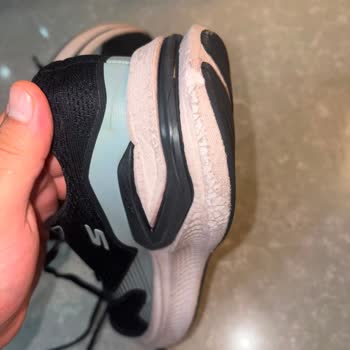 Skechers Ayakkabıda 2 Ayda Çatlama Ve Parçalanma Erken Üretim Hatası