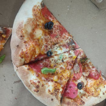 Bol Malzemeli Olması Gereken Domino’s Pizzalarda Eksik Malzeme Ve İade Talebi