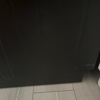 Bulaşık Makinesi Cam Ürünlerde Çizik Ve Bulanıklık Oluşturuyor, Servis Çözüm Sunamıyor