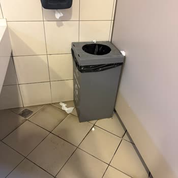 Kayseri Şehir Hastanesi Tuvaletleri Hijyen Ve Havalandırma Sorunları