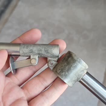 Kısa Sürede Paslanan Sarımsak Ezicinin Metal Parçası Ve Çözüm Sunmayan Mağaza Personeli