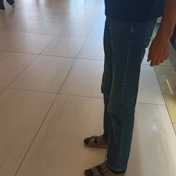 Greyder Mağazasında Üretim Hatası Olan Ayakkabı İçin Değişim Talebim Reddedildi