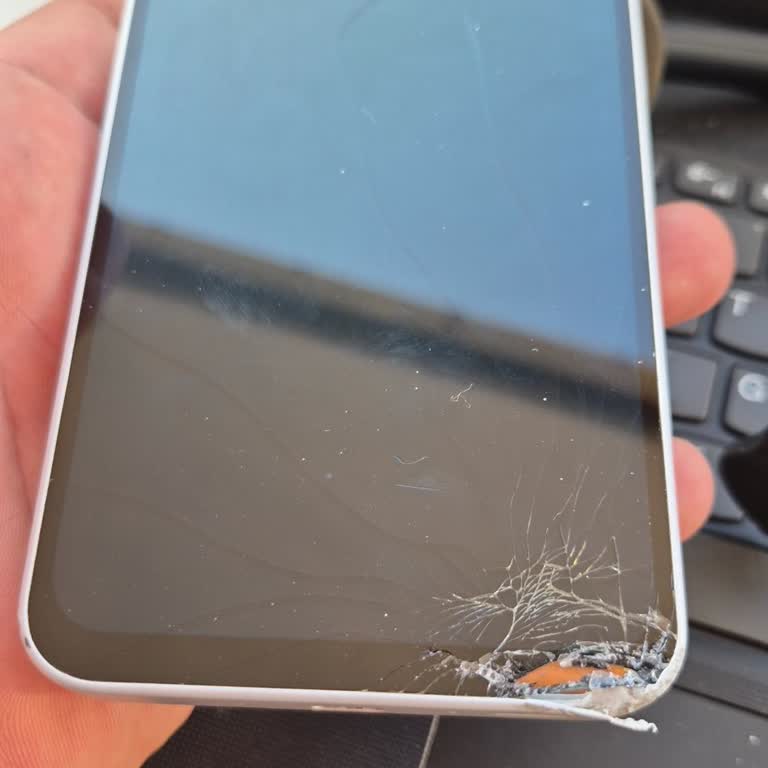 Telefon Tutacağı Arızası Ve Onarım İptali Nedeniyle Yaşadığım Mağduriyet