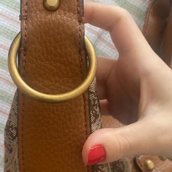 Yeni Aldığım Guess Kadın Çantasında Görülen Hasarlar Ve Değişim Talebi
