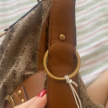 Yeni Aldığım Guess Kadın Çantasında Görülen Hasarlar Ve Değişim Talebi