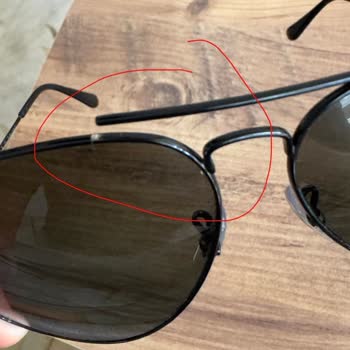 Rayban Gözlüğümdeki Üretim Hatası Ve Garanti Reddi