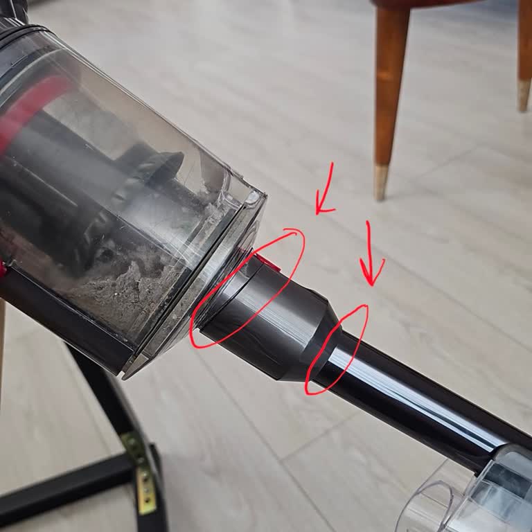Dyson V12 Boru Sorunu İçin Fiziksel İnceleme Ve Haksız Suçlamaya Karşı Çıktım