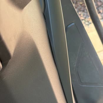 Az Kullanımda Plastik Aksamdaki Açılma Ve Servis Personelinin Saygısız Tutumu