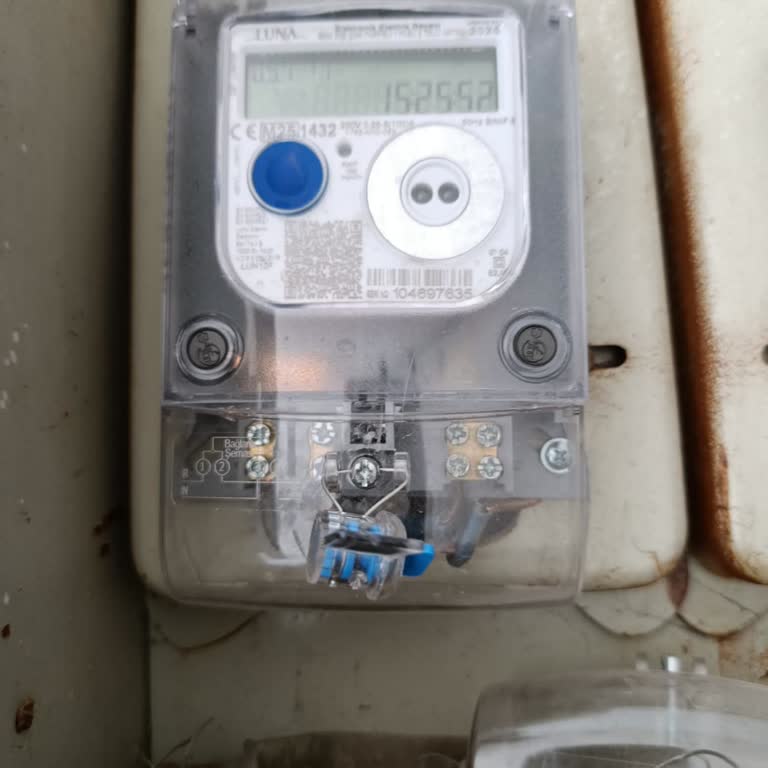 Bağlantı Görevlisinin İhmali Nedeniyle Elektriksiz Kaldık Ve Ekstra Masrafa Katlandık