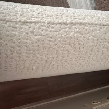 Vivense’in Pati Dostu Kumaş Sözleri Kedi Tırmalamasına Dayanmadı Ve Müşteri Hizmetleri Sorunlu