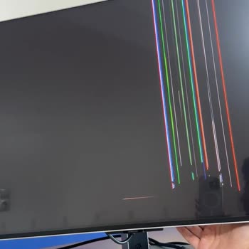 Kutu Çıkışı Arızalı Samsung Monitör İçin Hızlı İade Talebi