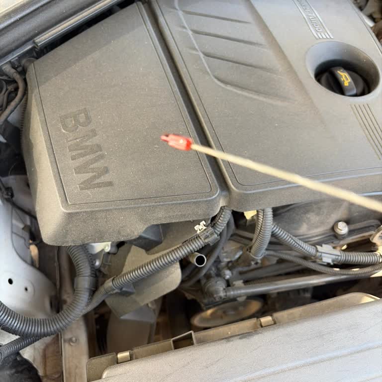 BMW 320i Yağ Çubuğu Kırıldı, Motor Hasarı Riski Ve Ücretsiz Değişim