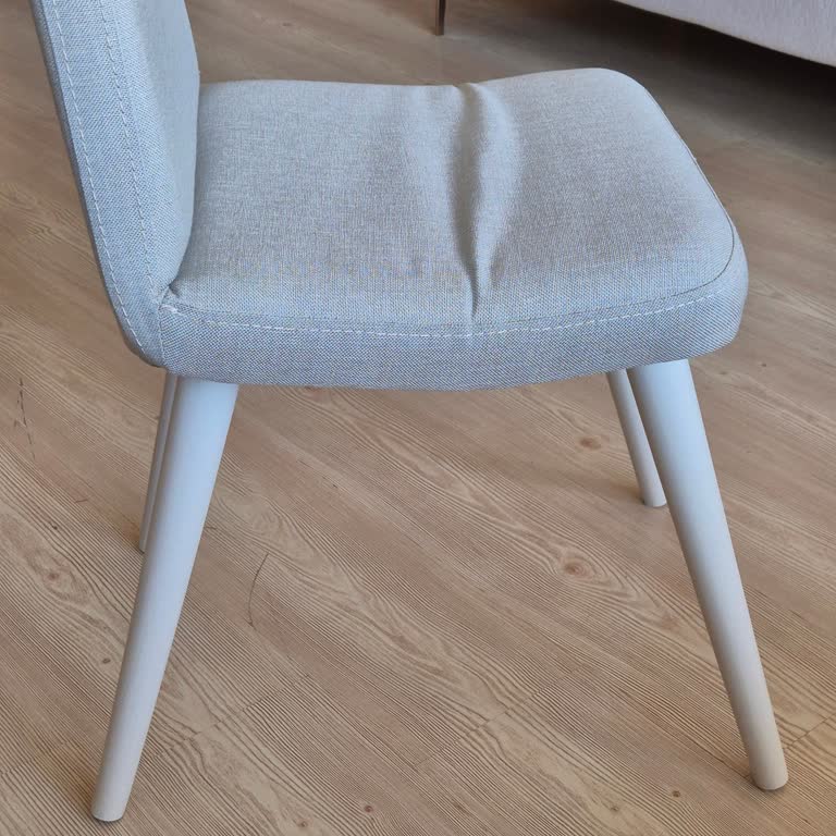 Kırılan Sandalye, Güvenlik Riski Ve Cevapsız Müşteri Hizmetleri