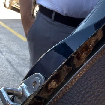 Bursa Toyota Bayisinde Sıfır Araç Teslimindeki Hasarlı Araç Ve Sürekli Servis Sorunları