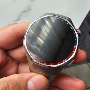 Yeni Satılan Huawei Saatte Çizik Ve Darbe, İade Yanıtı Gelmedi