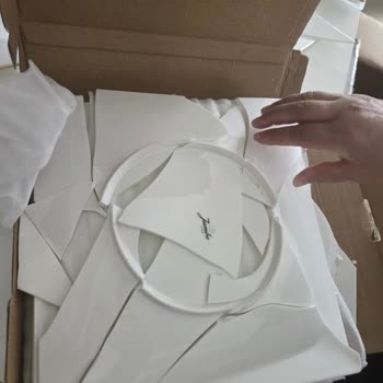 Kırık Ve Çizik Ürünler İçin 3,5 Aylık Bekleme Sonrası Tam İade Talebi