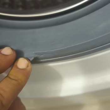 Samsung Çamaşır Makinesi Kapak Lastiği Yırtıldı, Müşteri Hizmetleri Ulaşılamıyor