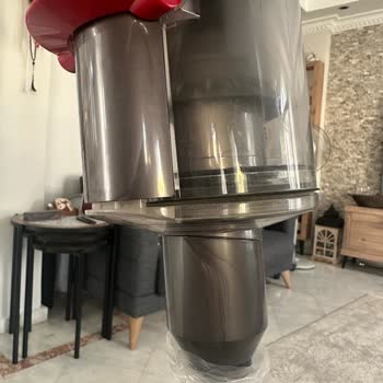 Dyson V15 Hazne Kapağı Açılması Ve Boru Sallanması Sorunu Servisten Sonra Çözülmedi