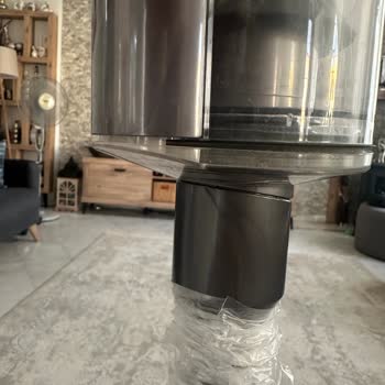Dyson V15 Hazne Kapağı Açılması Ve Boru Sallanması Sorunu Servisten Sonra Çözülmedi