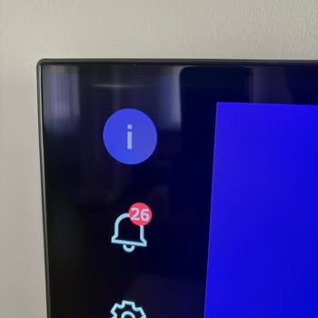 LG OLED TV'de Panel Arızası Ve Ücretsiz Değişim Talebi
