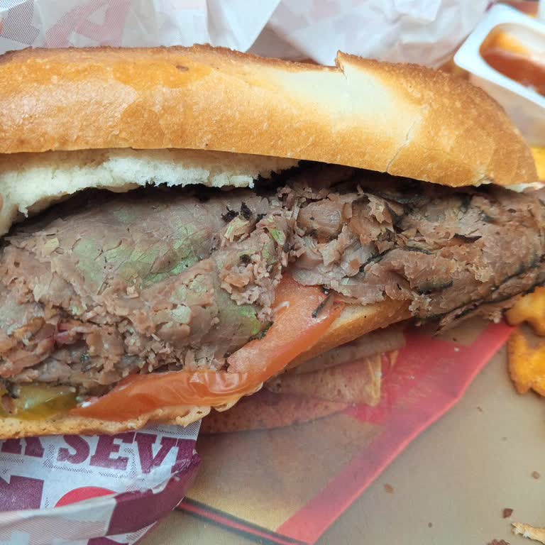 Arby's İzmir İstinyePark Şubesinde Küflü Et Şikayeti Ve Gıda Güvenliği Talebi