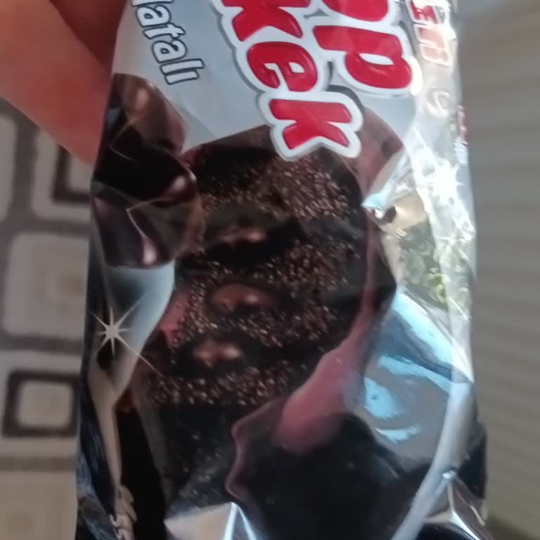 Eti Popkek Bitter Çikolatalı Ürününde Tat Değişikliği Ve Çamaşır Suyu Benzeri Koku