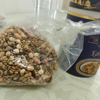 Taze Dediği Çerezin Böceklenmesi Nedeniyle 180 TL İade Ve Özür Talebi