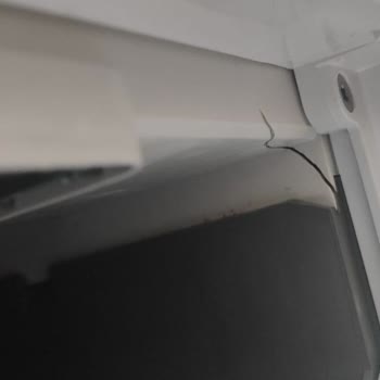 Arçelik Çamaşır Makinesinde Fabrikasyon Kusuru Deterjan Haznesi Kırık Ve Ürün Değişimi İsteği